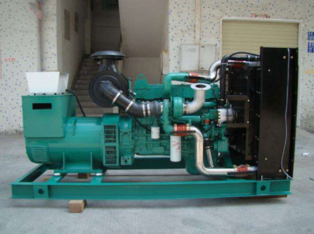 黄石1100kw康明斯柴油发电机组图片 黄石1100kw康明斯柴油发电机组图片